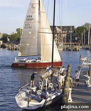 Weekly sailboat race at Annapolis Yacht Club
