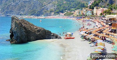 Monterosso al Mare beach