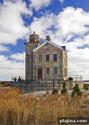 Cedar Point Lighthouse in East Hampton