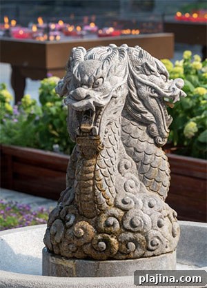 Daci Temple dragon fountain
